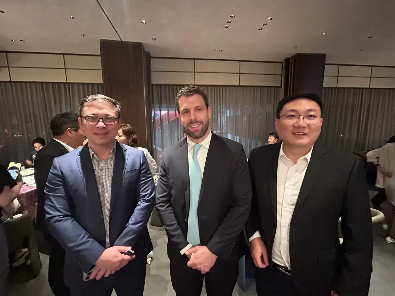 交流晚宴现场合影