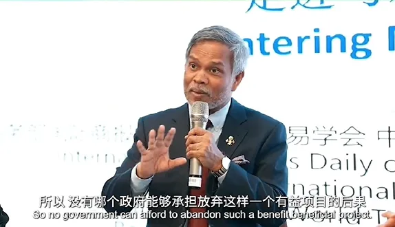 与马尔代夫驻华大使现场对话 二